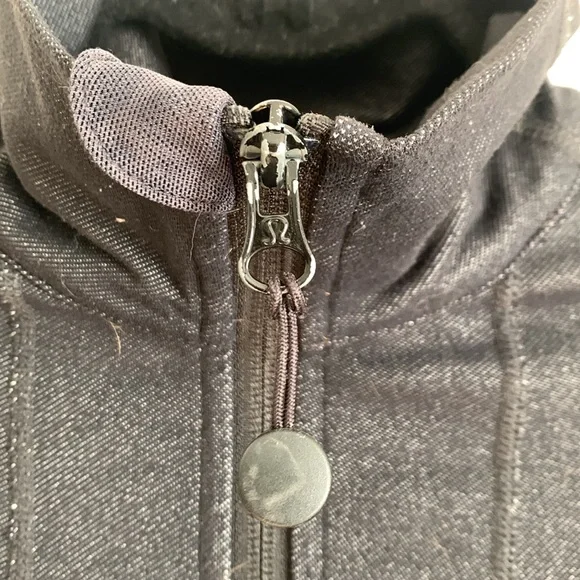 Lululemon jacket - Picture 3 of 5